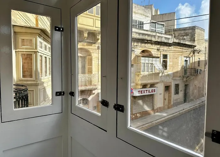 Modern Private Apt - Walking Distance To Valletta